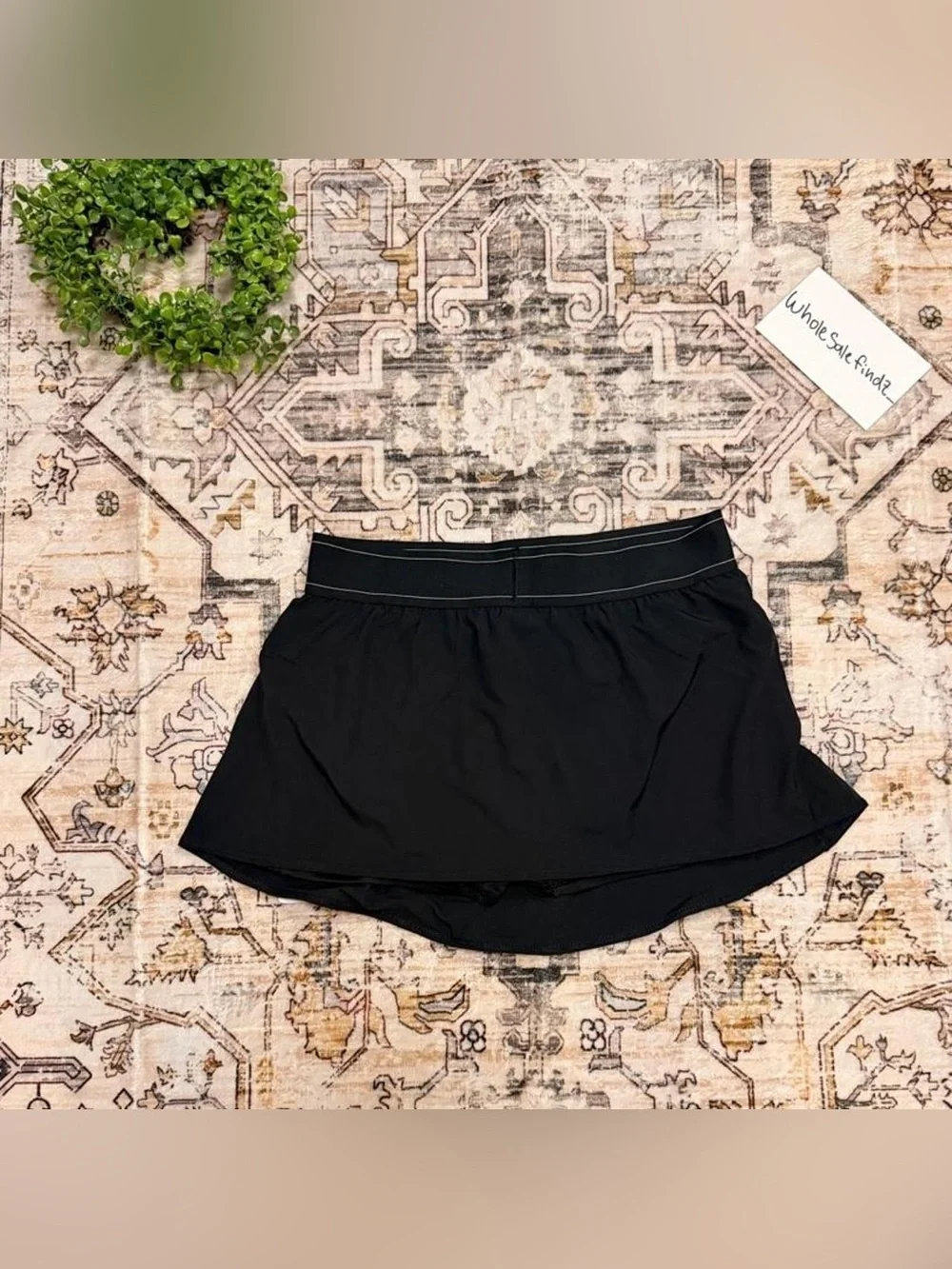 ALO Yoga black circle